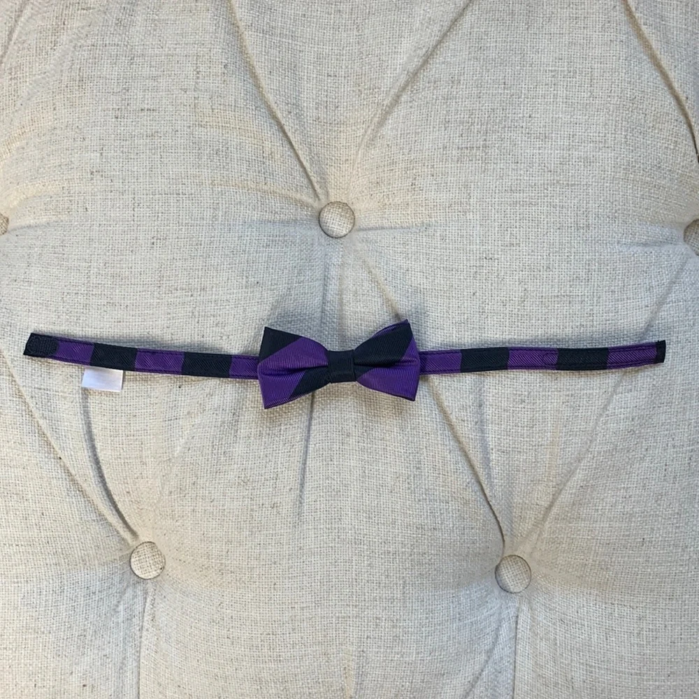 Janie and Jack bow tie 15 1/2 inches long